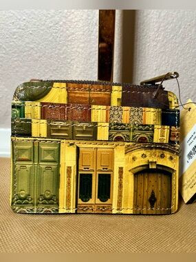 NWT Patricia Nash Cassis Leather Doorways to Italy ID Wallet
